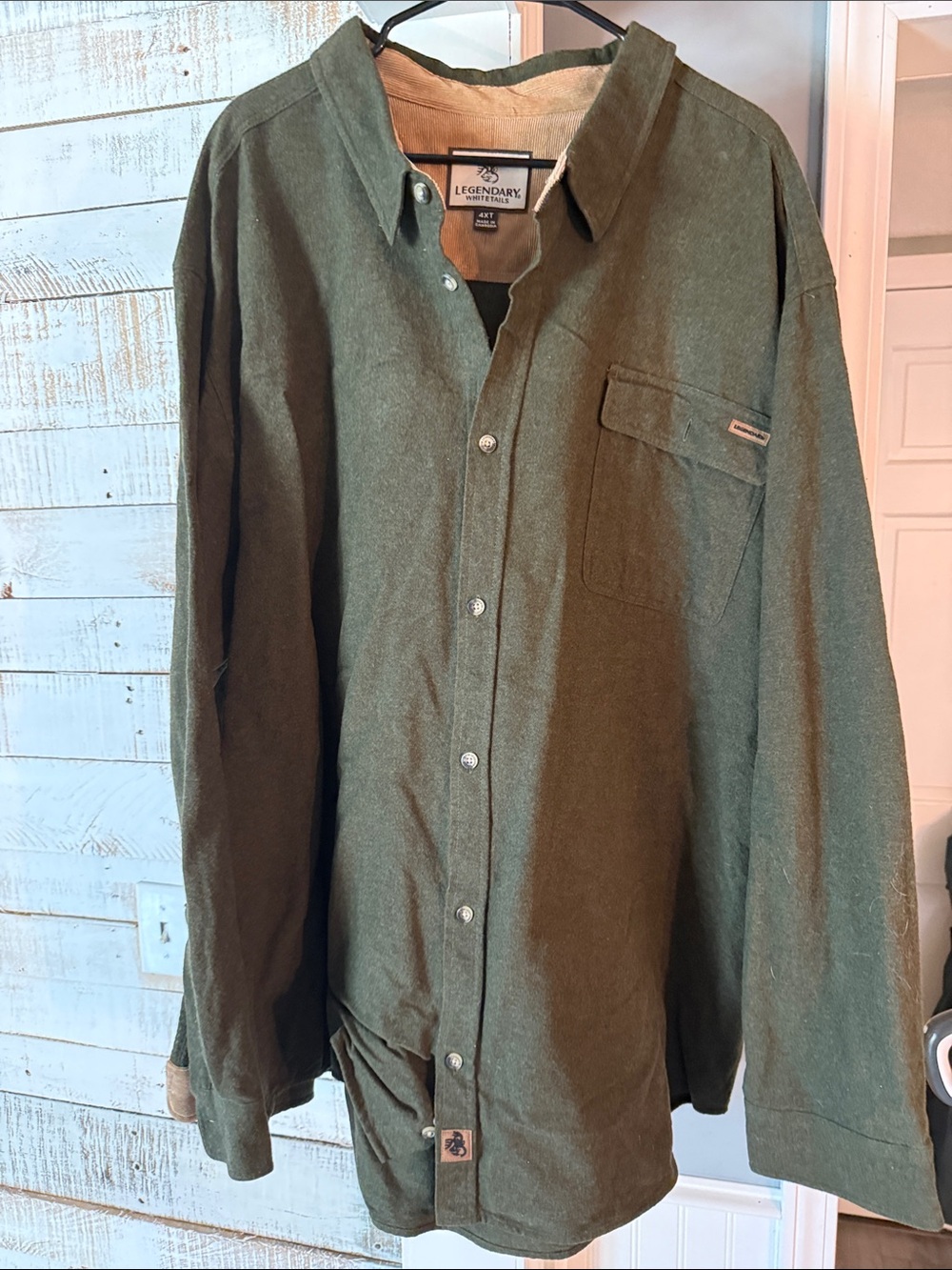 Legendary Whitetails Green Button-Up Flannel Overshirt